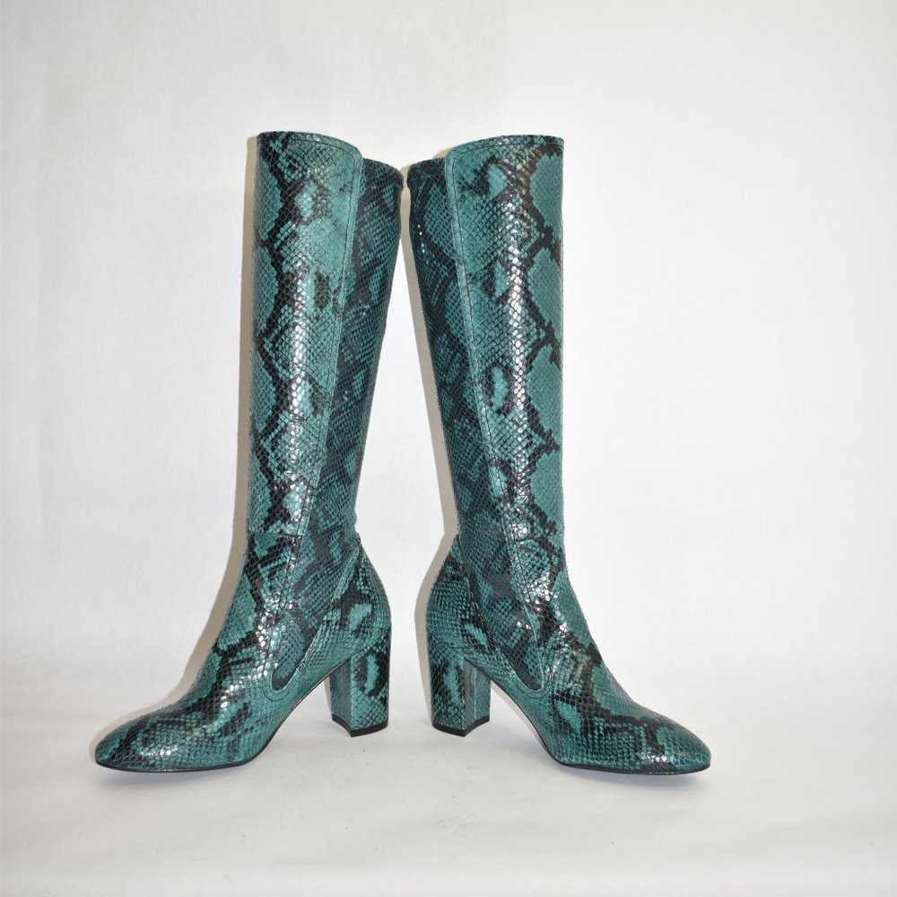 $850 Stuart Weitzman Livia 80 Emerald Python Prin… - image 3